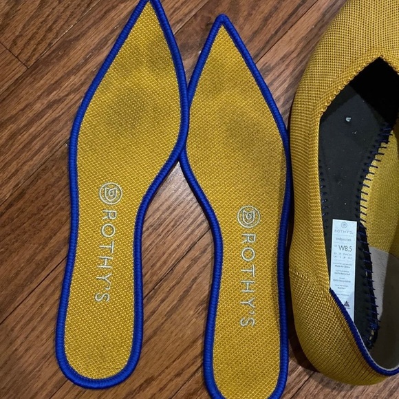 Sold Rothys marigold - Picture 4 of 7